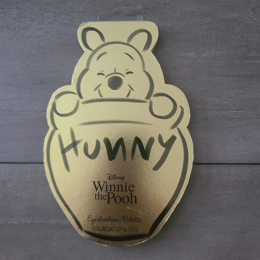 Disney's Winnie the Pooh Gold Hunny Pot Eyeshadow Palette